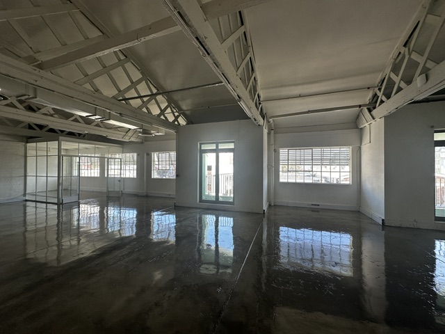 To Let Commercial Property for Rent in Woodstock Western Cape